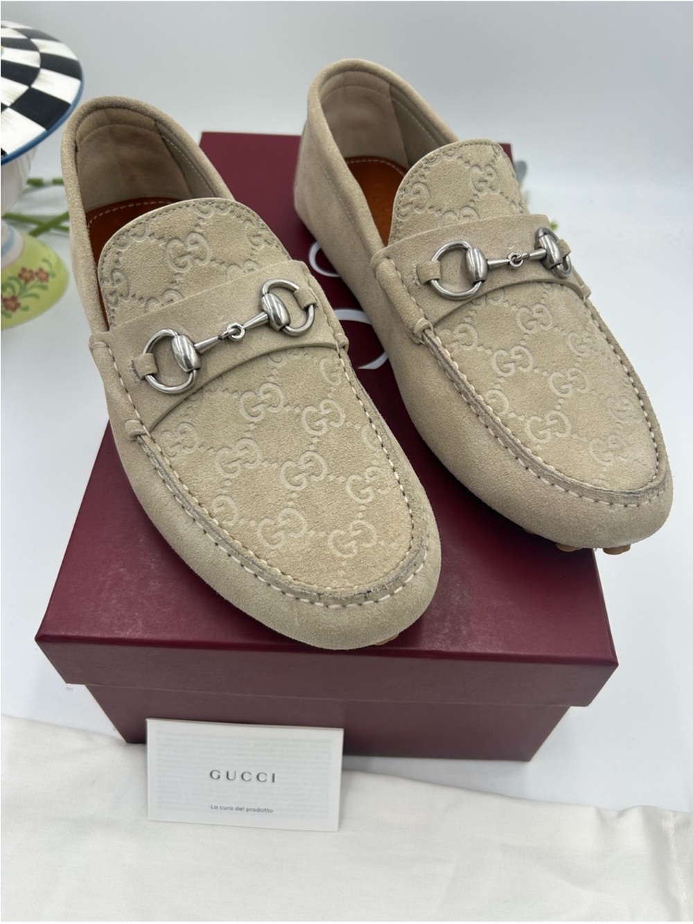 Men’s Gucci suede oatmeal GG embossed driver loafer size 8 fits nine US - Picture 2 of 10